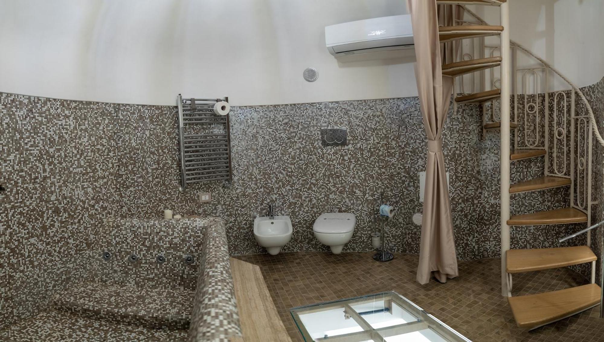 Insula Lubrensis Flat Apartment มัสซาลูเบรนเซ ภายนอก รูปภาพ