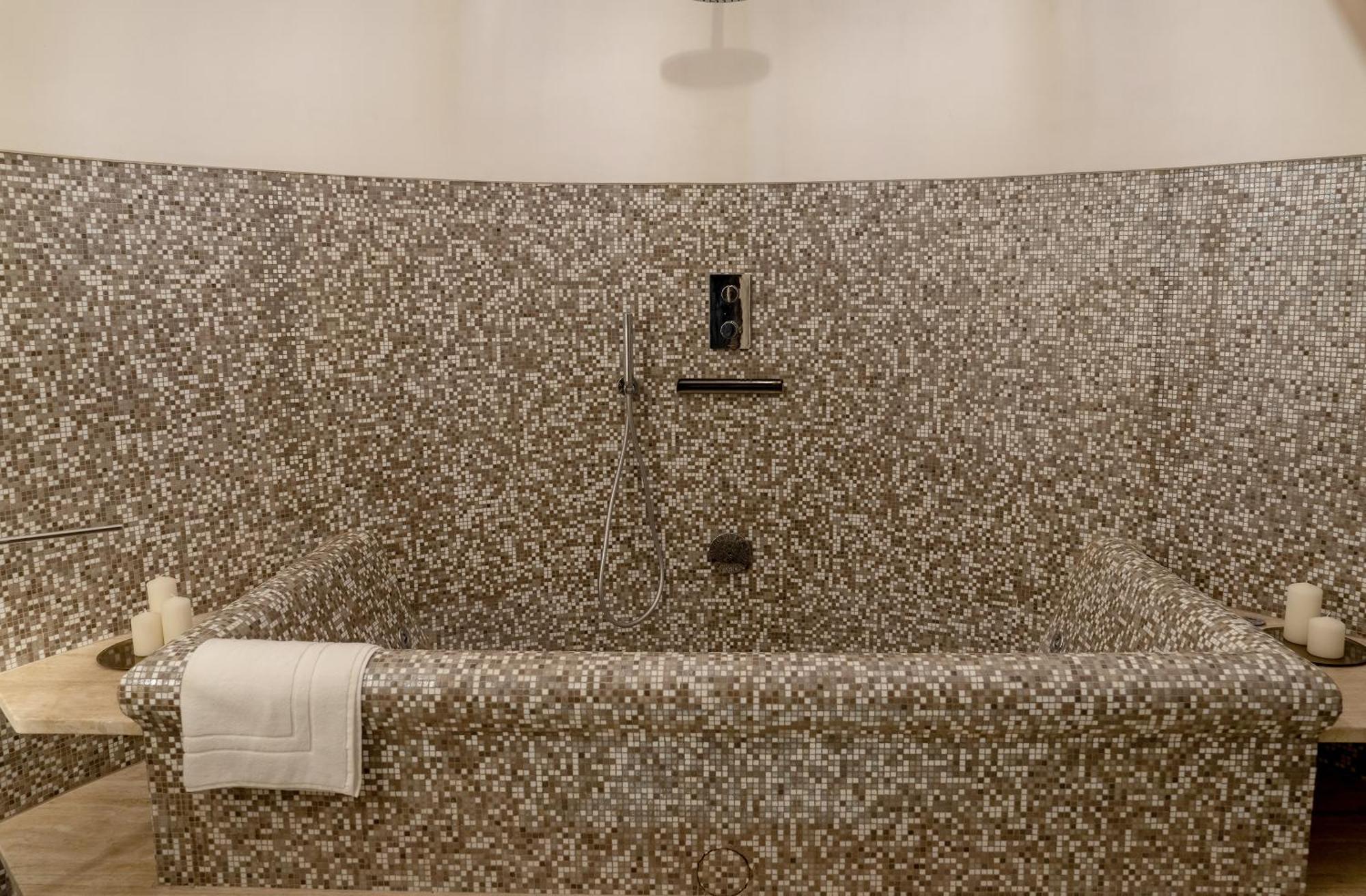 Insula Lubrensis Flat Apartment มัสซาลูเบรนเซ ภายนอก รูปภาพ