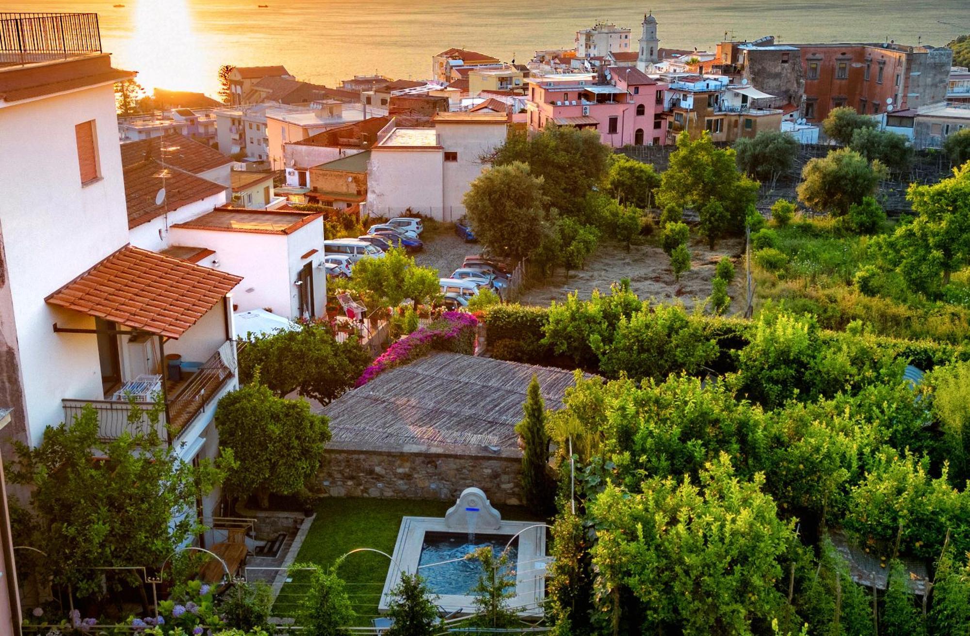 Insula Lubrensis Flat Apartment มัสซาลูเบรนเซ ภายนอก รูปภาพ